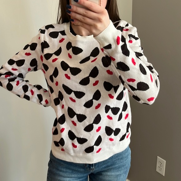 Alice + Olivia Sweaters - Alice + Olivia Sunglasses and Red Lips Sweater Size Medium